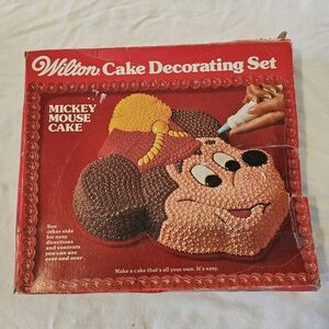 Vintage 1974 WILTON Mickey Mouse Cake Decorating Set - PAN ONLY - Disney